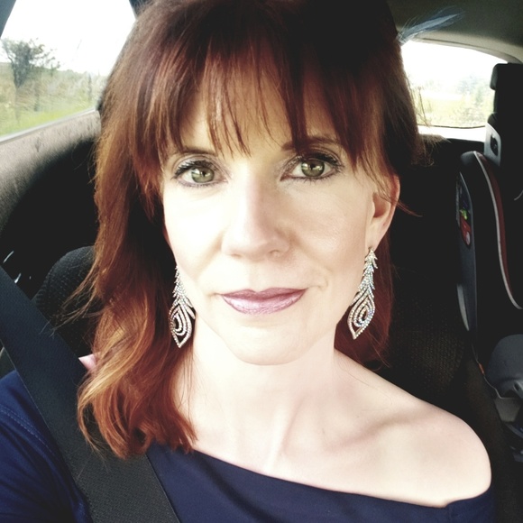 Meet your Posher, Quentilla - Picture 2 of 4